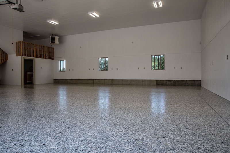 High-gloss full-flake coating on a large Willamette Valley shop floor